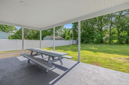 112 East St, New Britain CT  06051-3645 exterior