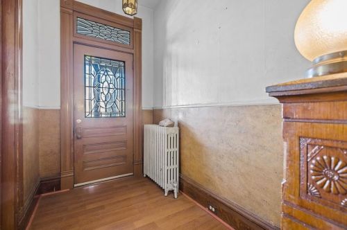 1832 Ley St, Pittsburgh PA 15212-3612 exterior