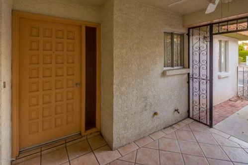 600 River Rd, Tucson AZ  85704-5832 exterior