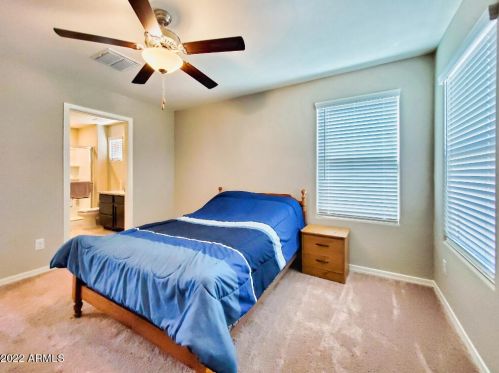 8057 Albeniz Pl, Phoenix AZ  85043 exterior