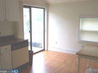 204 2 St, Riverton NJ 08077-1169 exterior