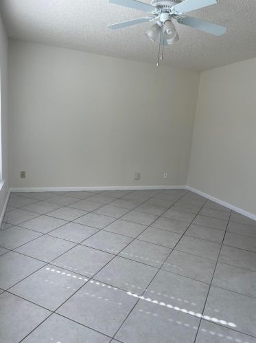 112 Banyan Cir, Jupiter FL 33458-5530 exterior