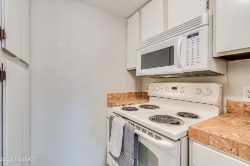 1620 Wilmot Rd, Tucson AZ 11110-4457 exterior