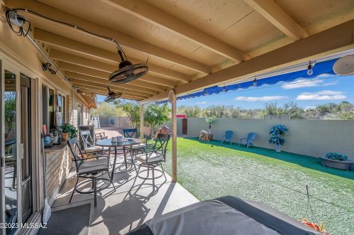 10302 Calle Del Este, Tucson AZ  85748-6845 exterior