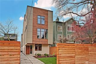 2137 10th Ave, Seattle WA  98146-2262 exterior