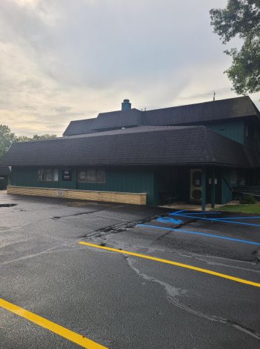 126 Kilgore Rd, Kalamazoo MI  49002-0596 exterior