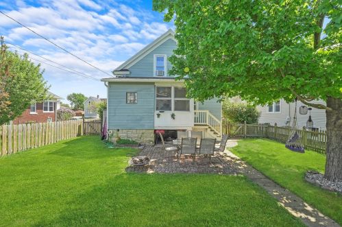 921 Oakland Ave, Joliet IL 60435-4626 exterior