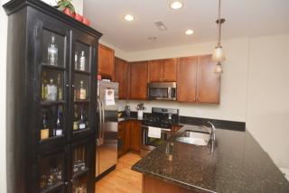 3124 Walton St, Chicago IL  60622-1281 exterior