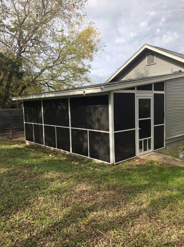 3323 Dalton St, Austin TX  78745-7440 exterior