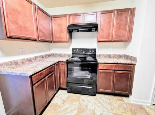 2550 Piering Dr, Lithonia GA  30038 exterior