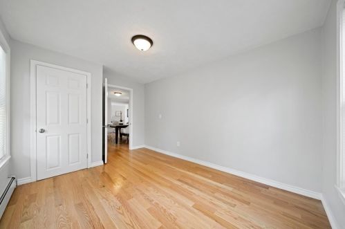 4 Mckinley Rd, Worcester MA  01605-2112 exterior