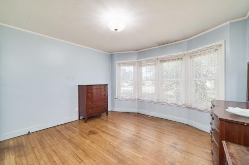 1186 Broadway Ave, Meskegon MI 49444-2410 exterior