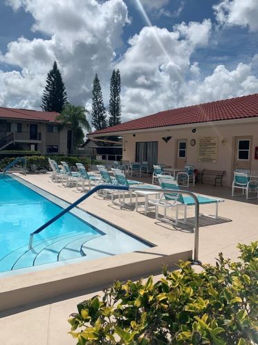 9961 Eagles Point Cir, Port Richey FL 34668-3619 exterior