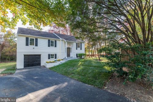 6214 Franconia Forest Ln, Alexandria, VA 22310-1528