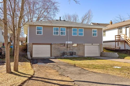 1209 8 Ave, South Saint Paul MN 55075-2052 exterior