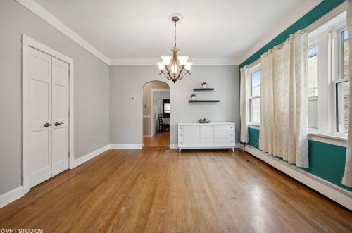 2439 Monitor Ave, Chicago IL 60639-2327 exterior