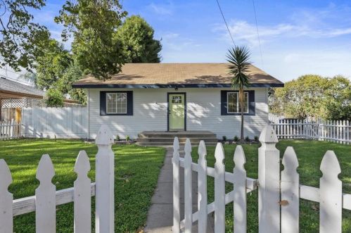 153 Almond Ave, Turlock CA 95380-3150 exterior