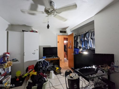 4225 Cavalier Dr, Phoenix AZ 85017-1727 exterior