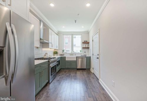 1919 Brown St, Philadelphia, PA 19130-2026