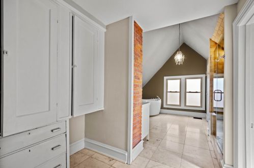 127 Lincoln Ave, Pittsburgh PA 15206-2313 exterior