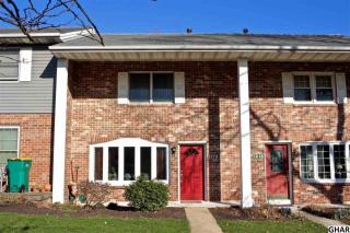 1215 Peggy Dr, Hummelstown, PA 17036-9017