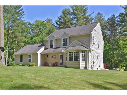 207 Cranberry Bog Rd, Killingly, CT 06239-3309