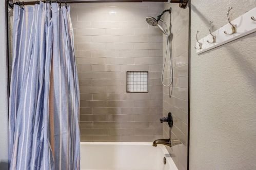 2953 95th St, Milwaukee WI  53227-3613 exterior