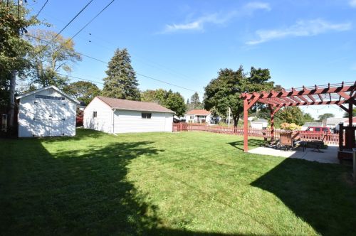 4145 Packard Ave, Milwaukee WI 53235-5544 exterior