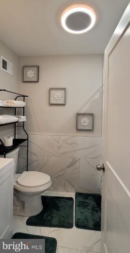 1922 Firth St, Philadelphia PA  19125-1305 exterior