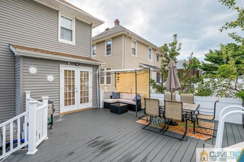 32 2nd St, Perth Amboy NJ 08861-4608 exterior