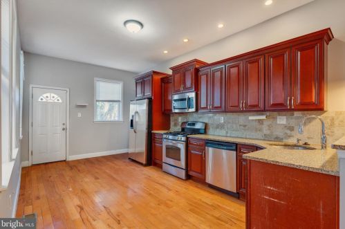 5111 Greene St, Philadelphia PA 19144-2941 exterior