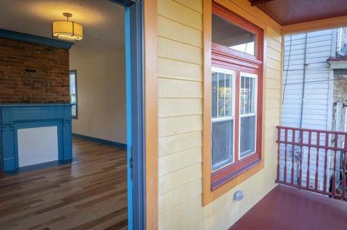 3204 Downing St, Pittsburgh PA  15219-3777 exterior