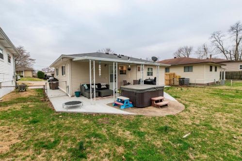 7937 Kingwood St, Saint Louis MO 63123-3554 exterior