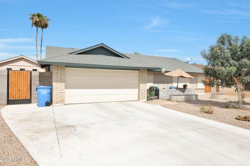 4218 Corrine Dr, Phoenix, AZ 85029-1965