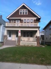 3338 Oakland Ave, Milwaukee WI  53211-3011 exterior