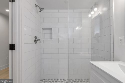 313 Royal St, Alexandria VA  22314-2628 exterior