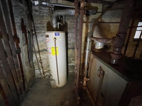 7925 May St, Chicago IL exterior