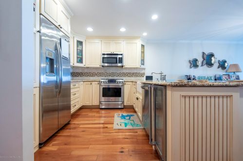 19 Harborhead Dr, Point Pleasant Beach NJ 08742-2681 exterior