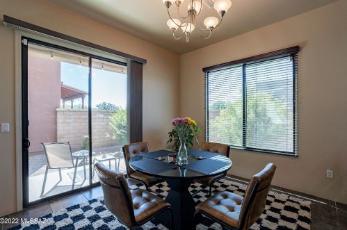 150 Castlefield Cir, Tucson AZ  85704-5783 exterior