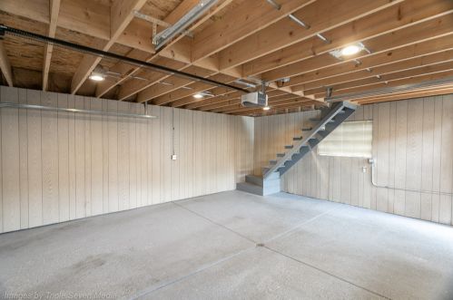 6322 Oak Park Ave, Chicago IL 60638-4018 exterior