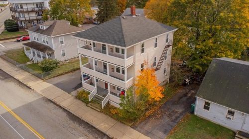 363 Logee St, Woonsocket RI 02895-6031 exterior