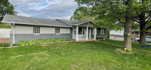 3500 Kathleen Ann Dr, Saint Louis, MO 63129-1520