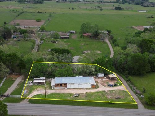 20836 Fm 359 Rd, Hempstead TX 77445-8214 exterior