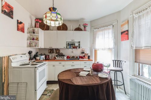 210 York St, Pottstown PA 19464-5252 exterior