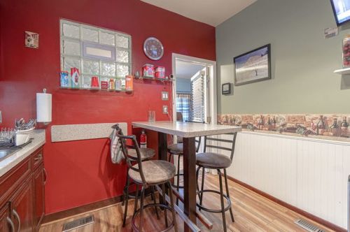 10006 Indiana Ave, Chicago IL 60628-2126 exterior