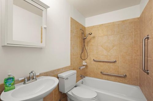 2811 Firecrest Dr, Austin TX 78748-5127 exterior