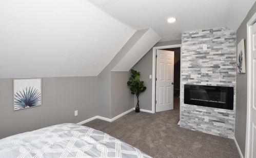 2554 Hubbard St, Milwaukee WI  53212-2845 exterior