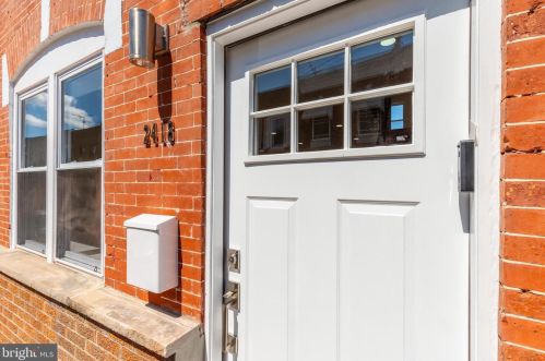 2418 Iseminger St, Philadelphia PA  19148-3518 exterior