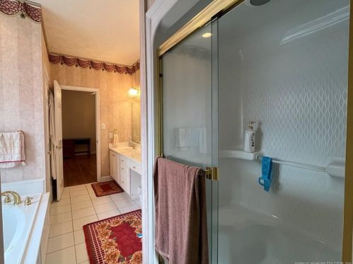 504 Hickory Leaf Ct, Lumberton NC 28358-2336 exterior