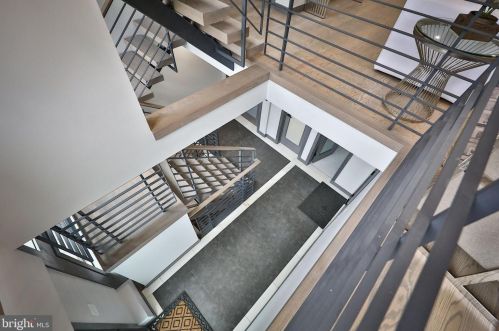 613 Bainbridge St, Philadelphia PA 19146-2413 exterior